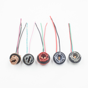 Connecteur adaptateur pour douille LED, 10 pièces, FSYLX, T20 7440 7443 1156 BA15 S1157 BAY15D 3156 3157, support d'ampoule de voiture, câble de sécurité - Product Image 2