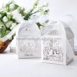도매 중국 새로운 럭셔리 웨딩 호의 꽃 사탕 상자 레이저 컷 포장 초콜릿 종이 선물 사탕 상자 판매