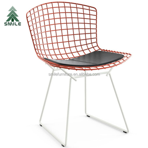 Por encargo al aire libre replica Bertoia alambre de metal silla con malla - Product Image 1