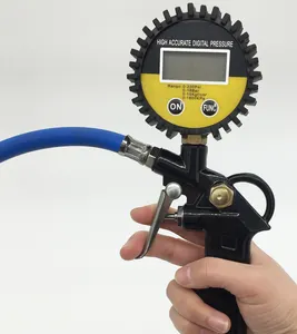 डिजिटल हवा टायर Inflator चक के साथ दबाव नापने का यंत्र नली