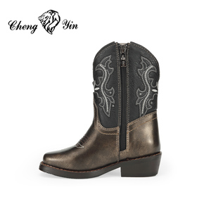 Stivali da Cowboy per Ragazzi Nuovo Design 2025, Popolari Stivali Invernali alla Moda per Bambini, Stivali da <span class=keywords><strong>Neve</strong></span> Antiscivolo per Bambini - Product Image 3