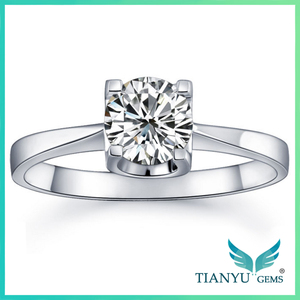 <span class=keywords><strong>3</strong></span> ct E F weiße farbe runde brillantschliff 9mm 18 Karat <span class=keywords><strong>3</strong></span> gramm gold moissanite ring - Product Image 1