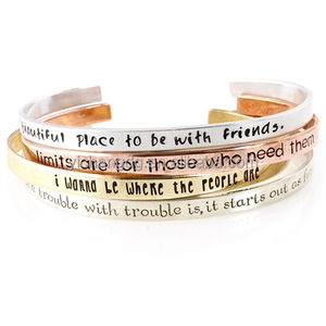 Brazalete de Acero Inoxidable con Frase Inspiradora, Brazalete Personalizado Unisex con <span class=keywords><strong>Mantra</strong></span> - Product Image 1