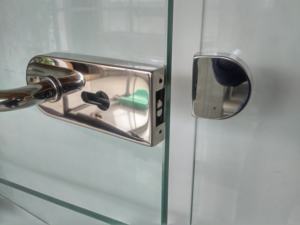 Loquet de porte en verre magnétique en acier inoxydable unique, vente chaude 2022 - Product Image 3