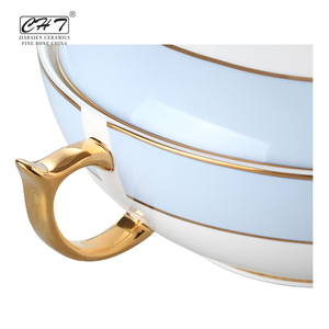 Service de <span class=keywords><strong>vaisselle</strong></span> de luxe <span class=keywords><strong>complet</strong></span>, disponible en bleu ciel, service de table en porcelaine d'os fin, pour restaurant d'hôtel, vente en gros, 9 pièces - Product Image 6