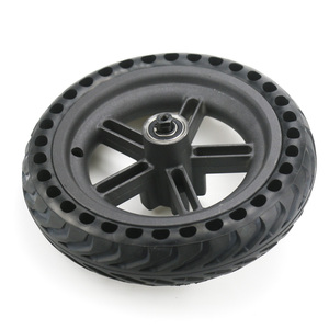 Llanta de 8 1/2*2 y Neumático Sólido Poroso <span class=keywords><strong>para</strong></span> Ruedas Traseras de Scooter <span class=keywords><strong>Xiaomi</strong></span> Mijia <span class=keywords><strong>M365</strong></span>/Ruedas Traseras de 8.5 Pulgadas Llanta <span class=keywords><strong>M365</strong></span> - Product Image 4