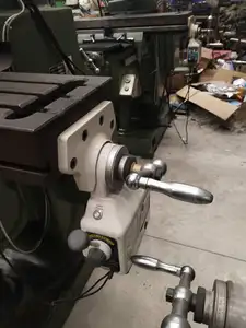 Máquina de fresado Universal tipo torreta fresadora usada - Product Image 2