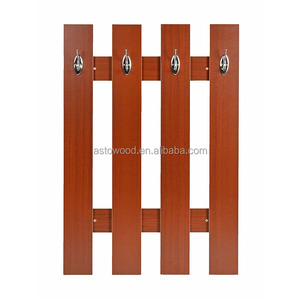 Porte-manteau mural en bois de frêne clair avec 4 crochets - Product Image 5