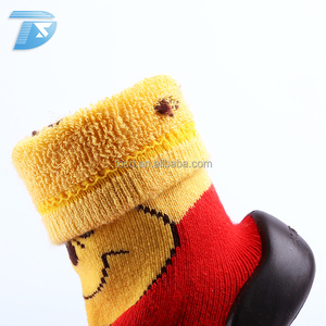Cálido hogar de invierno calcetín tipo de zapatillas para niños calcetín superior zapatos de la casa - Product Image 3