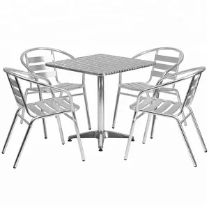 27.5 ''Square Aluminum Indoor-Outdoor Table Set mit 4 Slat Back Chairs