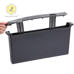 เครื่องมือการเลี้ยงผึ้งพลาสติกสไตล์อเมริกันป้อนผึ้ง - Product Image 1