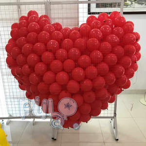 Tetesan Balon Berbentuk Hati/Jaring Lepas