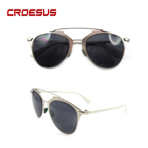 Fábrica <span class=keywords><strong>de</strong></span> China mejor <span class=keywords><strong>precio</strong></span> único <span class=keywords><strong>gafas</strong></span> <span class=keywords><strong>de</strong></span> <span class=keywords><strong>sol</strong></span> <span class=keywords><strong>de</strong></span> moda al por mayor - Product Image 3