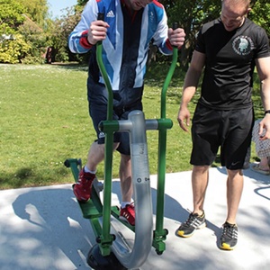 Parc de <span class=keywords><strong>Fitness</strong></span> <span class=keywords><strong>reconditionné</strong></span> et universel, équipement de gymnastique extérieure pour adultes, course à la main, prix en plein air - Product Image 5