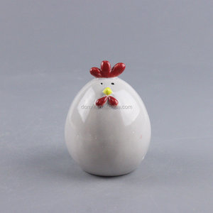 Ceramic chicken shape Easter egg decoration - Product Image 3