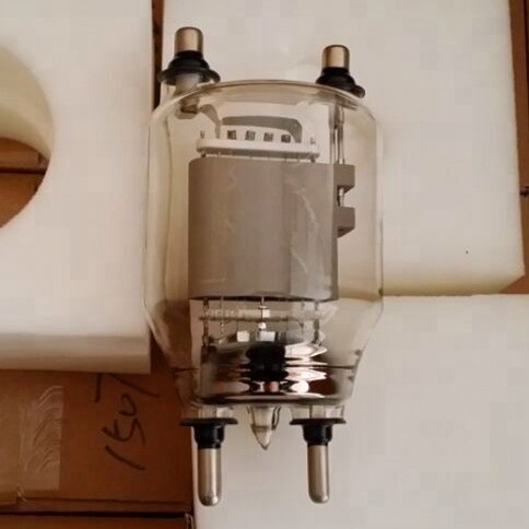 FU-33 электронная трубка, триод трубки 833A