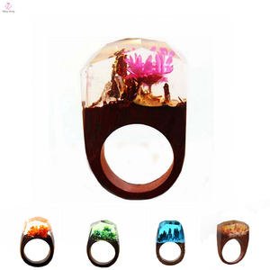 Bijoux fantaisie, bagues uniques en résine et bois, film Lotr, films, bague de l'arbre de Fangorn - Product Image 2
