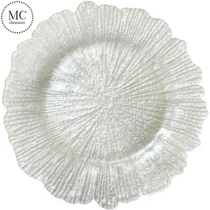 Irregular glass dinner plates set used in wedding