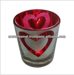 Bougeoir de photophore de conception de coupe de coeur en verre rouge pour la fête d'anniversaire à la maison et les événements - Product Image 1