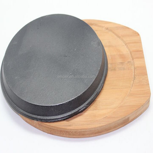 Piastra di bistecca rotonda <span class=keywords><strong>in</strong></span> <span class=keywords><strong>ghisa</strong></span> piatto di metallo ecologico con motivo inciso per feste a casa ristorante pranzo e cibo che serve - Product Image 5