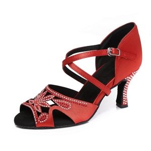 Sepatu Salsa Wanita, Sneaker Satin + Tumit Berlian Imitasi 7Cm Merah Latin - Product Image 1