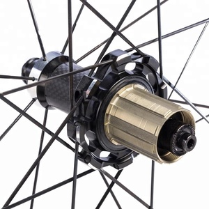 Cao cấp hrd025t 50mm Carbon 700C móc sắt rim 28mm Aero Road rim xe đạp Carbon bánh xe thiết lập với màu đen <span class=keywords><strong>sapim</strong></span> <span class=keywords><strong>cx</strong></span>-<span class=keywords><strong>ray</strong></span> nan hoa - Product Image 3