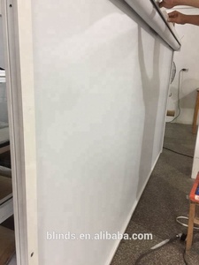 Coupe-Vent en plein air Occultant ou Crème Solaire Automatique stores À Rouleau pour <span class=keywords><strong>Balcon</strong></span> - Product Image 2