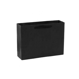 impreso de <span class=keywords><strong>papel</strong></span> Kraft negro ropa de regalo de compras bolsa de embalaje de <span class=keywords><strong>papel</strong></span> con mango de algodón - Product Image 1
