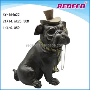 Estatua de perro de resina sentado