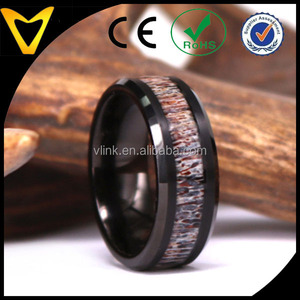 Bague <span class=keywords><strong>homme</strong></span> de <span class=keywords><strong>mariage</strong></span> noir, logo gravé gratuitement Bague bois de tungstène noir personnalisée Bague chasseur noir - Product Image 3
