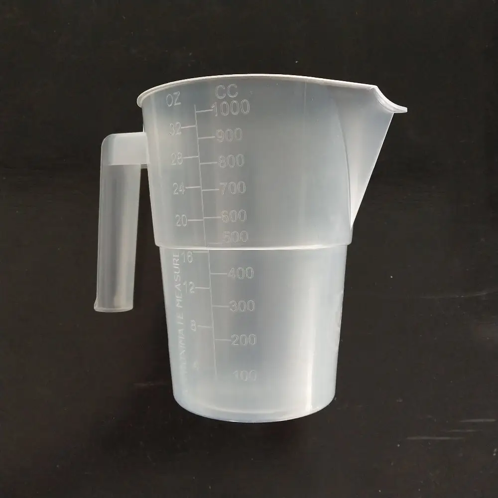 Experimental medical products plastic bucket 1L with graduated measuring cup white