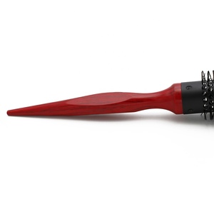 <span class=keywords><strong>Spazzola</strong></span> di Nylon Tubo di Alluminio Resistenza Al Calore Pettine Manico In Legno Rosso di Coda Rotonda <span class=keywords><strong>Spazzola</strong></span> <span class=keywords><strong>Per</strong></span> <span class=keywords><strong>Capelli</strong></span> <span class=keywords><strong>Per</strong></span> Il Salone di Styling - Product Image 5