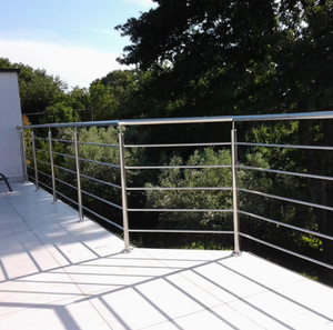 <span class=keywords><strong>Terrasse</strong></span> extérieure en métal tige de garde-corps en acier inoxydable en gros de conception de conception de balustrade de balcon - Product Image 1