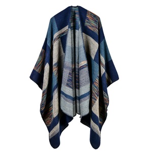 2017 nuovo marchio da donna Poncho <span class=keywords><strong>Cashmere</strong></span> berretti alla moda <span class=keywords><strong>Plaid</strong></span> di grandi dimensioni sciarpa calda spessa Poncho invernale coperta in maglia Echarpe Pashmina - Product Image 2