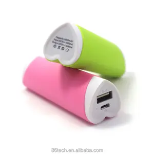 Gaya lucu berbentuk hati portabel bank daya/baterai ponsel charger/power supply ponsel 2600 mAh untuk hadiah