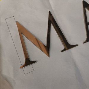 Letras de metal 3D de acero inoxidable de China con alfabeto dorado para Decoración - Product Image 2