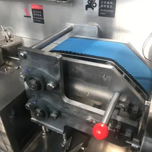 Machine à fabriquer des lingettes humides, entièrement automatique, 1000 pièces, en vente