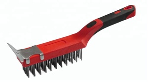 Spazzola metallica morbida con comodo raschietto pratico per uso quotidiano - Product Image 3