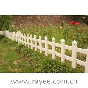สถาปัตยกรรมสไตล์พรีเมี่ยมที่ยาวนานRecinzioni Cavalliไวนิลรั้วPvc