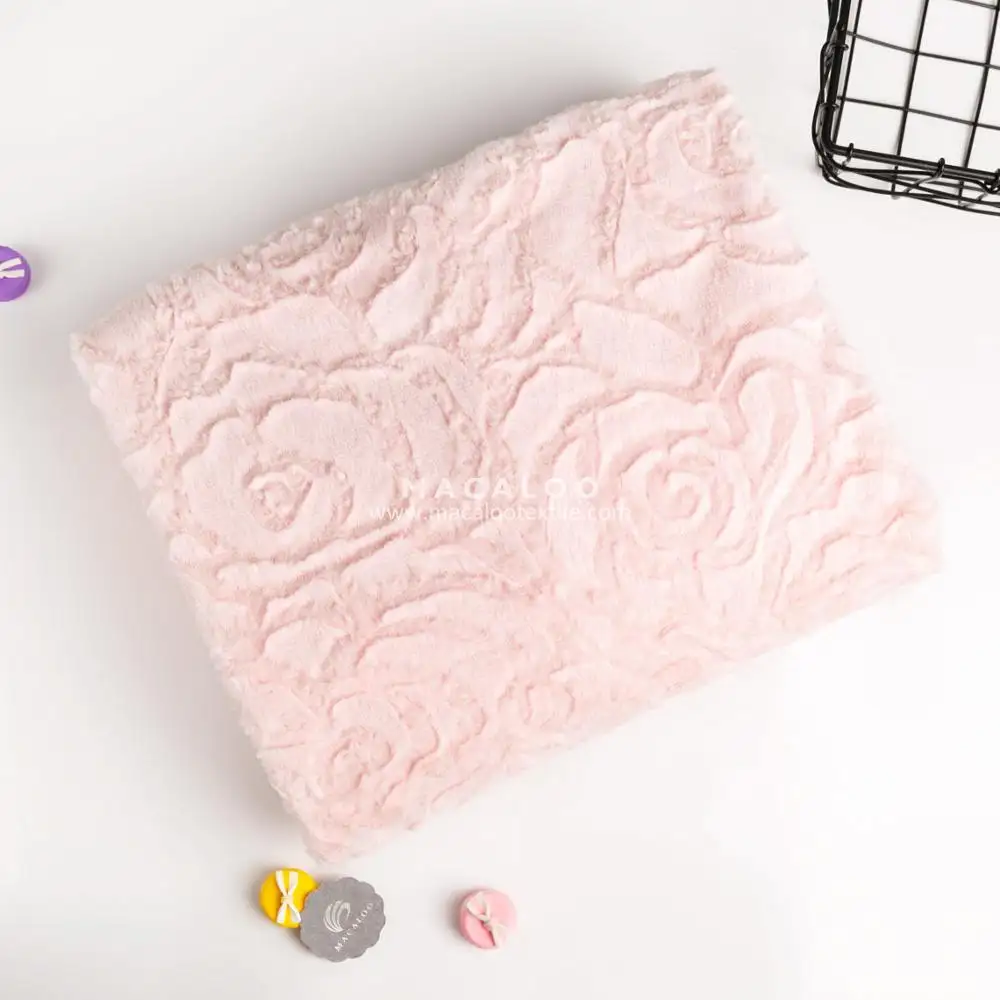 Super Zachte Verscheidenheid Van Kleuren Bloemen Patroon Embossing 100% Polyester Baby Cuddle Minky Pluche