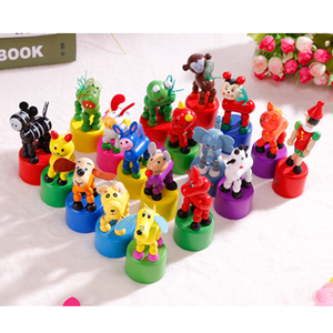 Customized Colorized Cute Cartoon Giraffe Flashing Wooden Finger <strong>Push</strong> <strong>Pop</strong> up Learning Kids Toys - Product Image 1