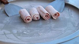 שחור שישי קידום שולחן סוג התגלגל שטוח פאן מטוגן קרח קרם מכונה - Product Image 6