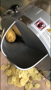 Ligne de production de chips de pommes de terre semi-automatique 100 kg/h dans les machines à snacks - Product Image 5