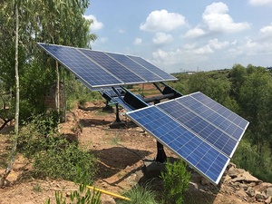 Bomba <span class=keywords><strong>de</strong></span> <span class=keywords><strong>agua</strong></span> centrífuga solar pequeña sin escobillas híbrida LZSU-H AC/DC - Product Image 4