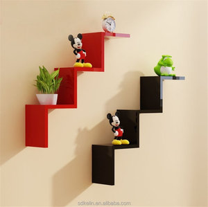 رف كتب خشبي مثبت على الحائط مصنوع من ألواح الخشب المضغوط / MDF - Product Image 3