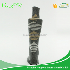 Design attrayant gros <span class=keywords><strong>pas</strong></span> <span class=keywords><strong>cher</strong></span> chine big lots chaussettes usine - Product Image 4
