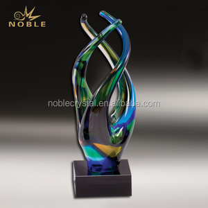 Trofeo de escultura de vidrio, caja de regalo de arte de color soplado a mano, recuerdo de arte popular, azul, Europa, vidrio artístico CN;ZHE, 30 Uds. - Product Image 1