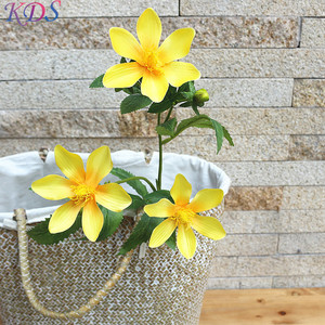 Nuovo singolo fiore artificiale cosmo per matrimonio e vaso singolo tre teste d'oro loto - Product Image 2