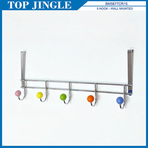 Cintre élégant coloré 5 crochets overdoor - Product Image 1