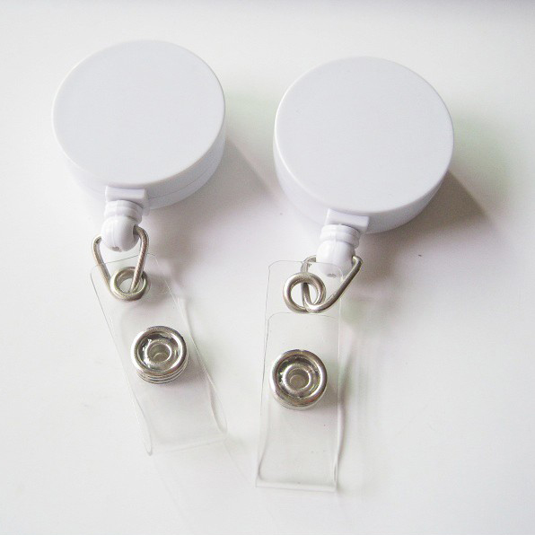 Белая катушка для бейджа йо-йо без рисунка с плоской поверхностью